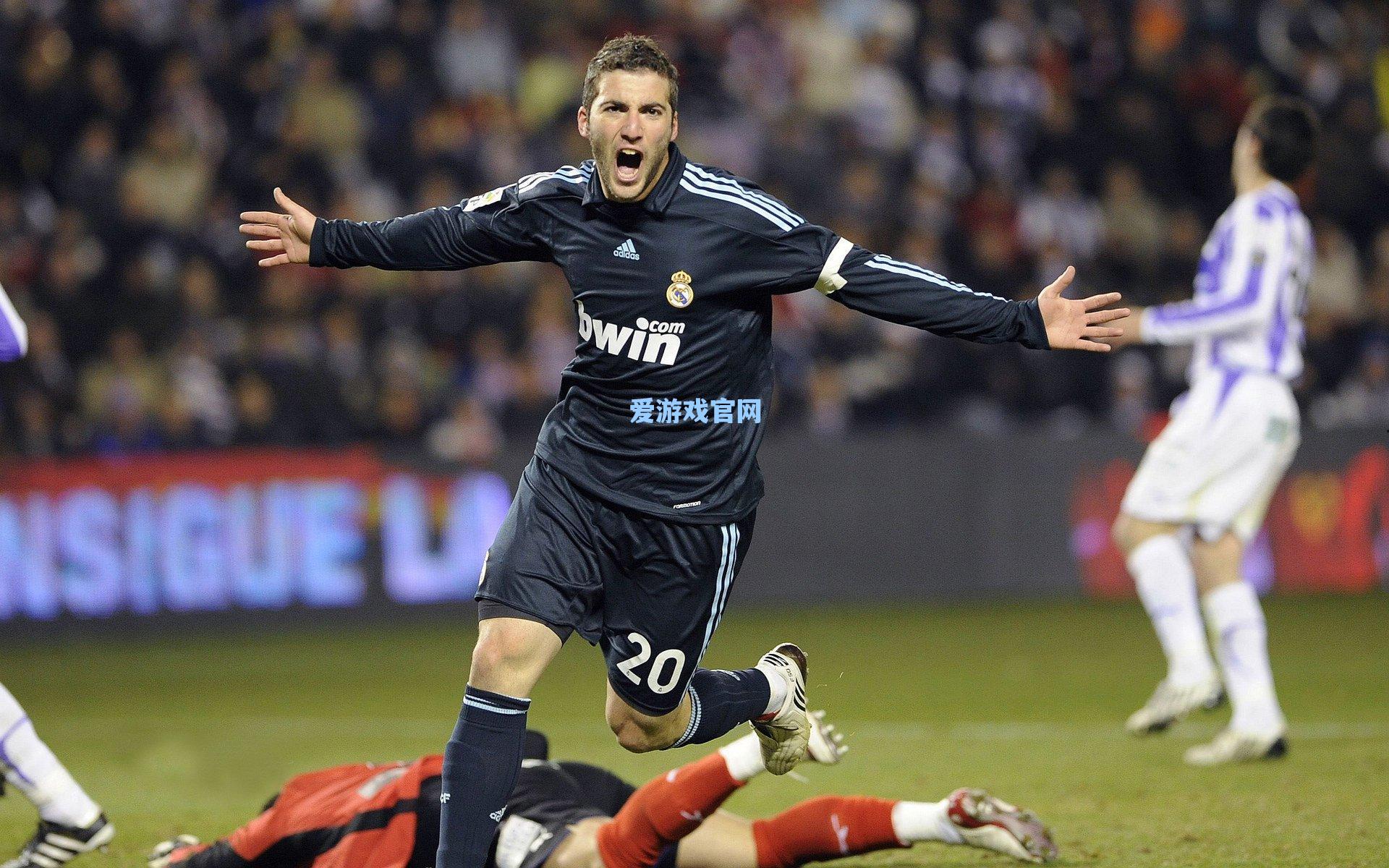 耻辱之夜!曼联联赛杯遭英乙队淘汰 身价3.7亿欧豪门竟不敌170万欧草根