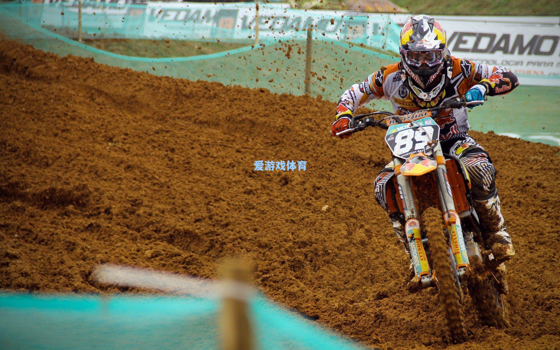 中国女重剑队世锦赛登顶,中国击剑时隔四年再夺团体金牌