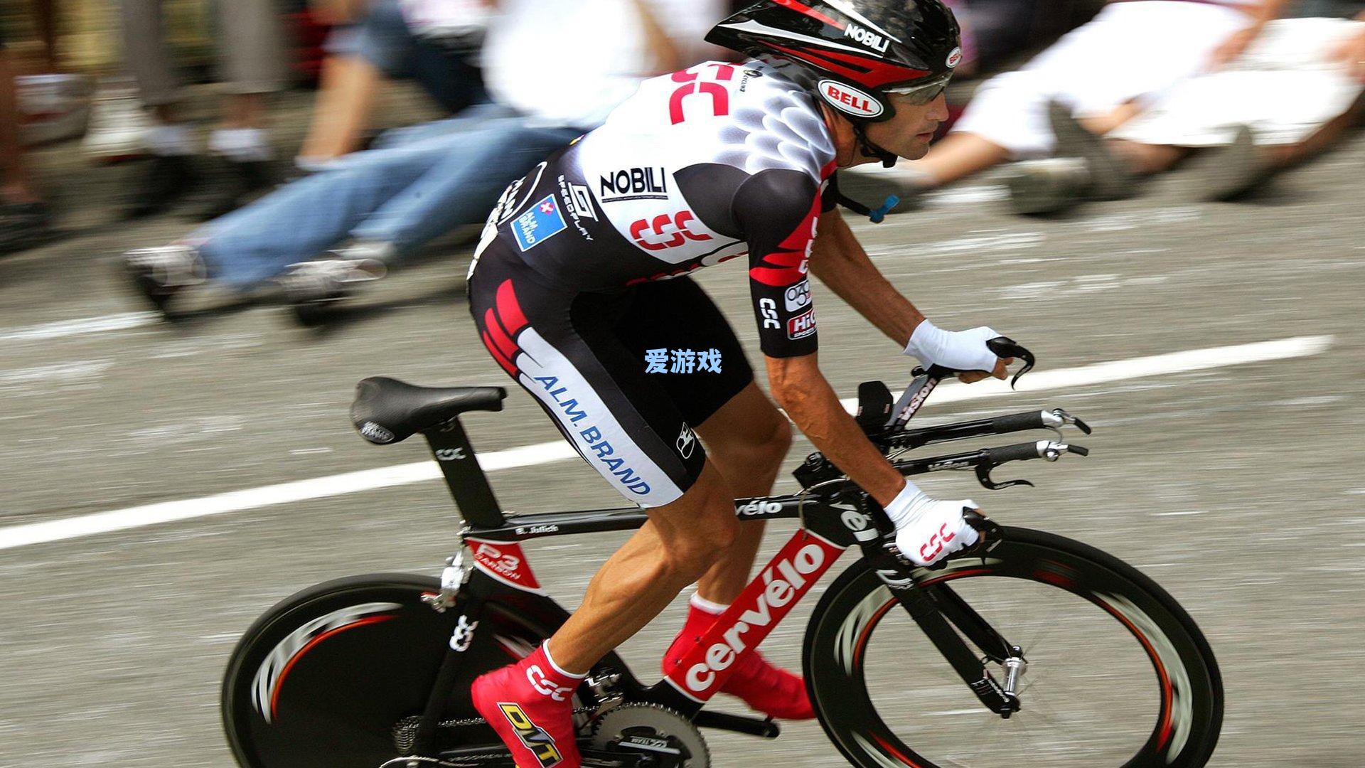 五年铁腕治军！广州队累计开出超千万罚单，五名球员因违规遭开除